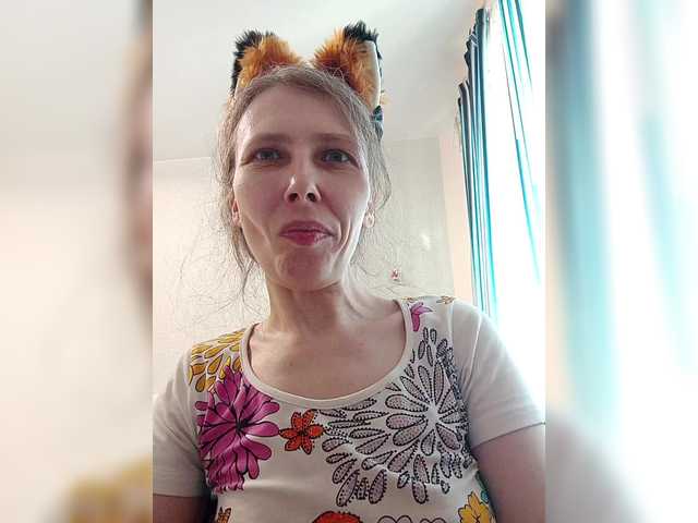 Preview of -queen-margo-