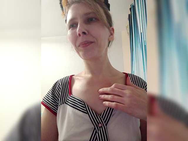 -queen-margo-'s BongaCams show and profile