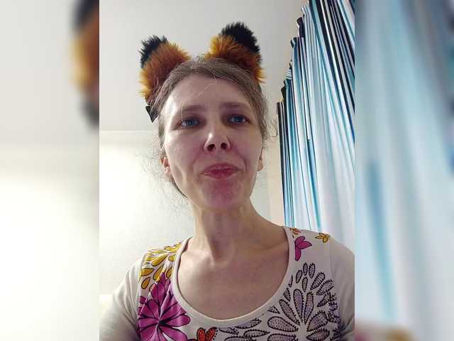 Preview of -queen-margo-