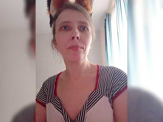 -queen-margo-'s BongaCams show and profile