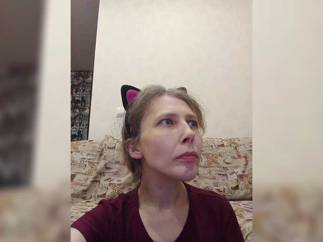 Preview of -queen-margo-