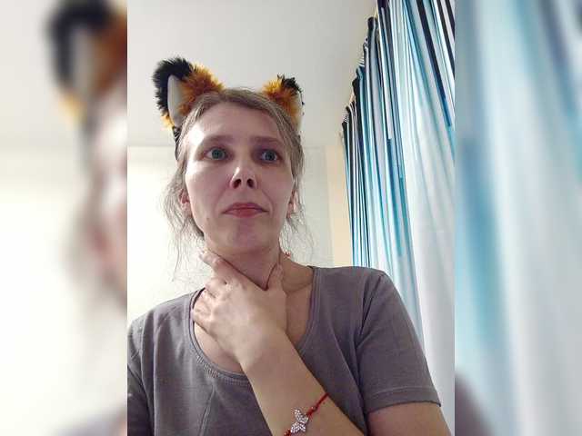 -queen-margo-'s BongaCams show and profile