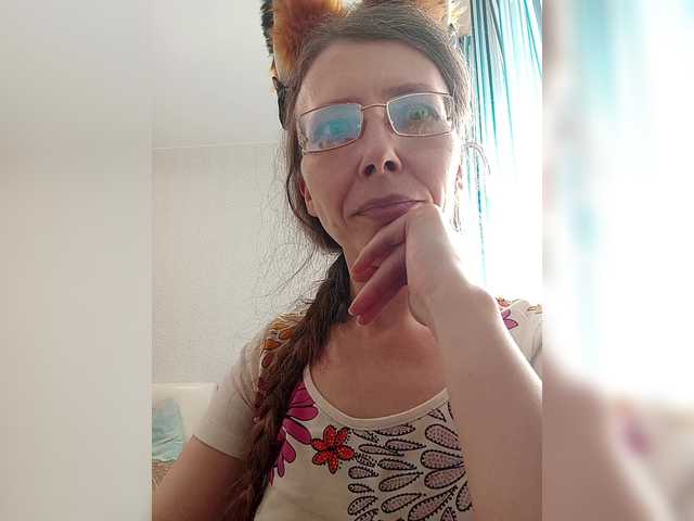 -queen-margo-'s BongaCams show and profile