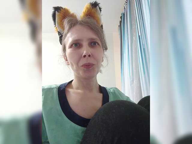 -queen-margo-'s BongaCams show and profile