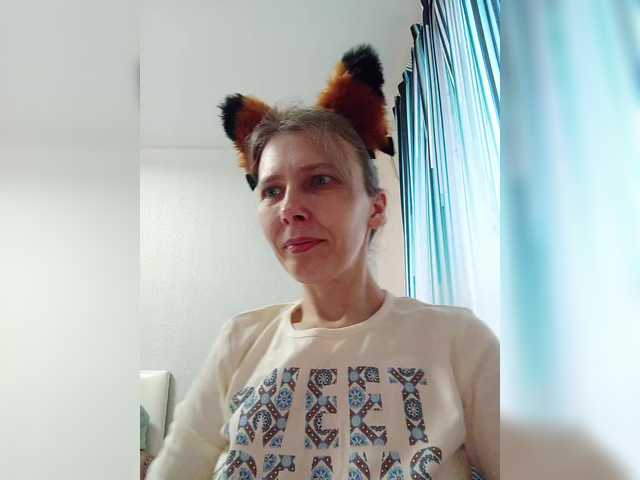 Preview of -queen-margo-