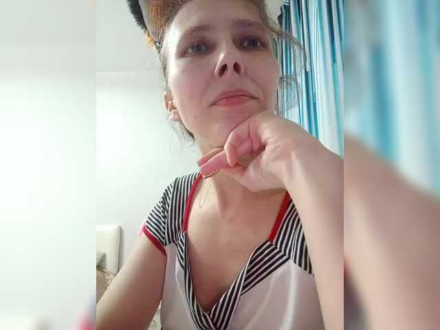 -queen-margo-'s BongaCams show and profile