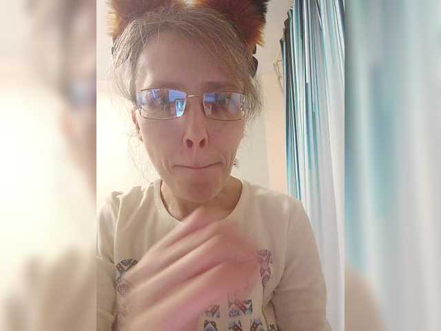 -queen-margo-'s BongaCams show and profile