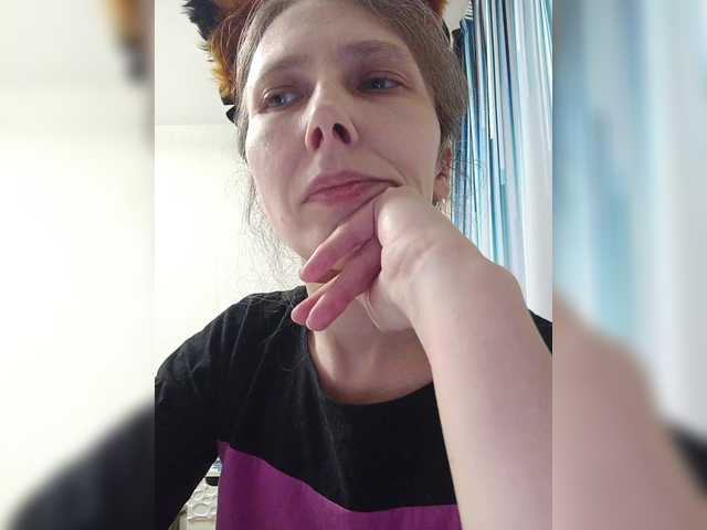 -queen-margo-'s BongaCams show and profile