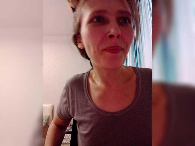 -queen-margo-'s BongaCams show and profile