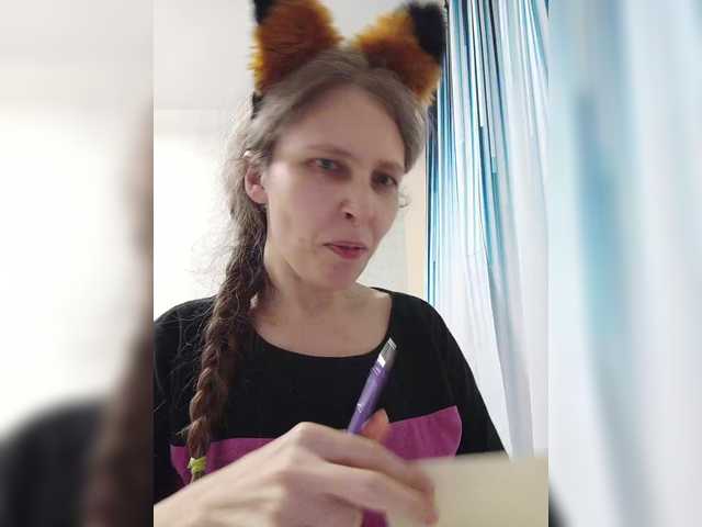 -queen-margo-'s BongaCams show and profile