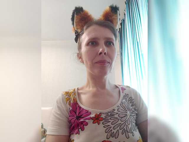 Preview of -queen-margo-