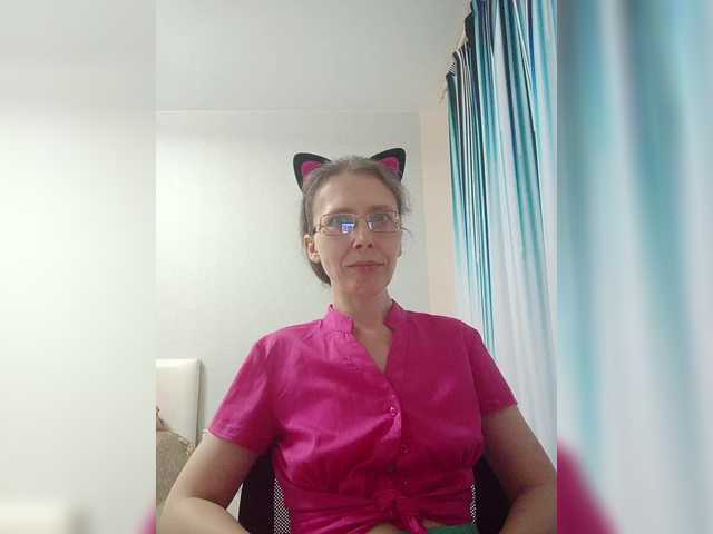  -queen-margo- chat room