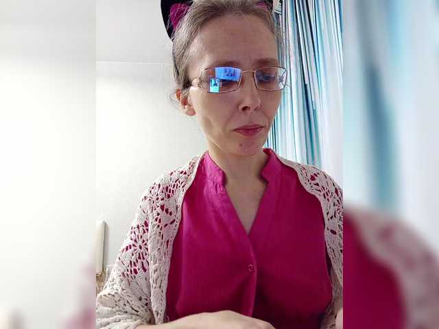  -queen-margo- chat room