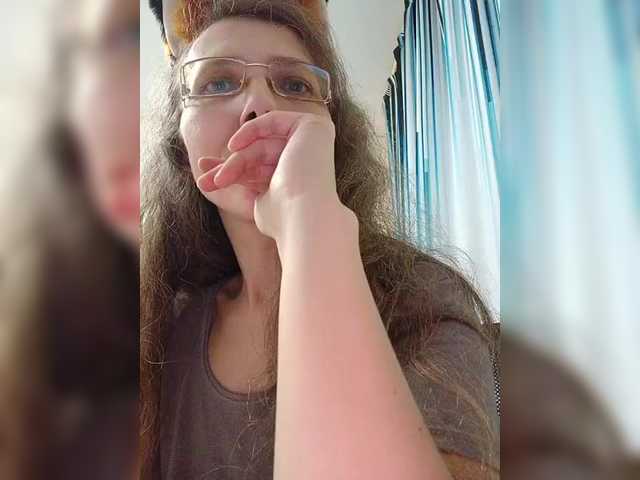 Preview of -queen-margo-