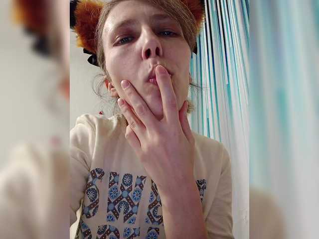 Preview of -queen-margo-