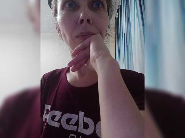 -queen-margo-'s BongaCams show and profile