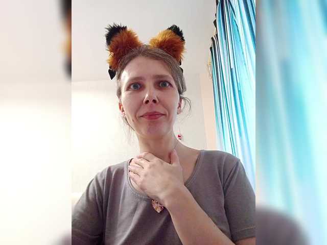 Preview of -queen-margo-