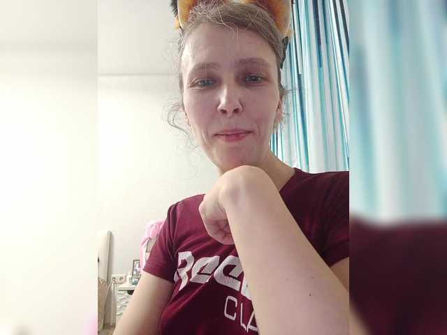 Preview of -queen-margo-