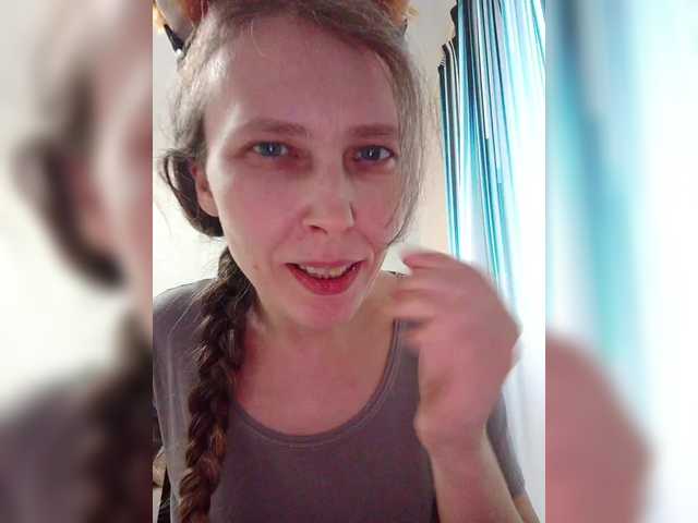 -queen-margo-'s BongaCams show and profile