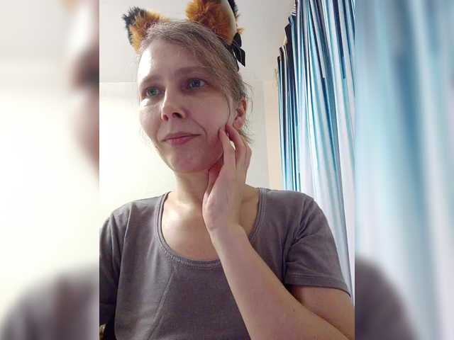 -queen-margo-'s BongaCams show and profile