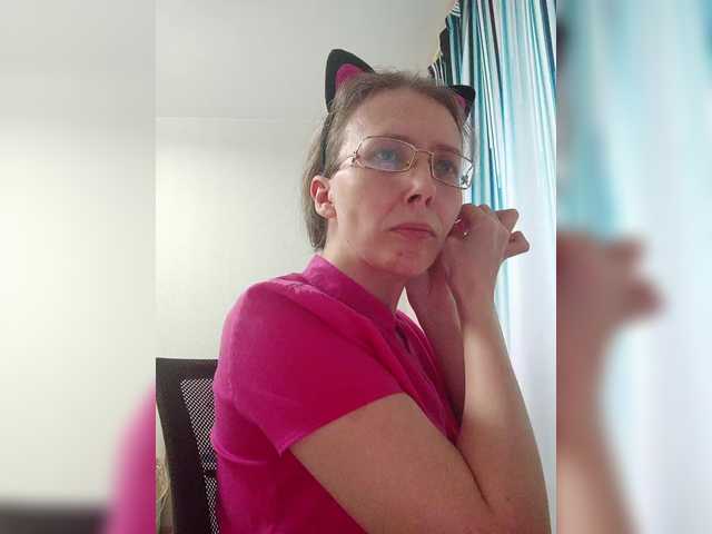  -queen-margo- chat room