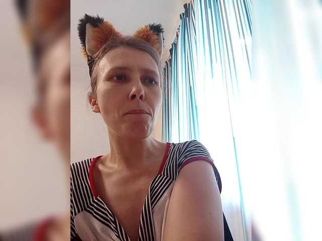 -queen-margo-'s BongaCams show and profile