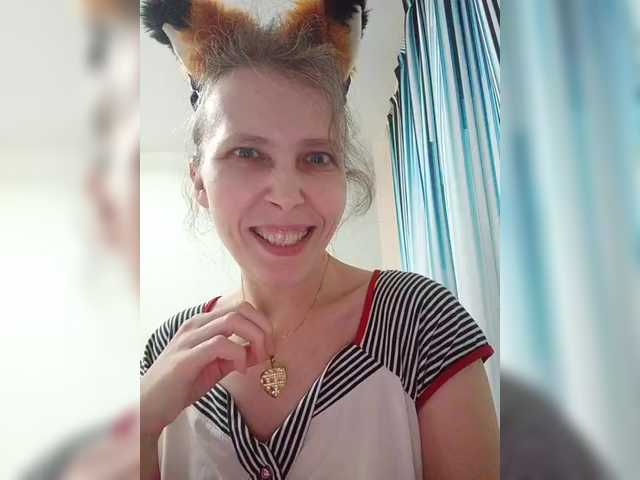 -queen-margo-'s BongaCams show and profile