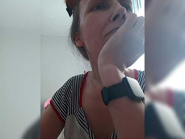 Preview of -queen-margo-