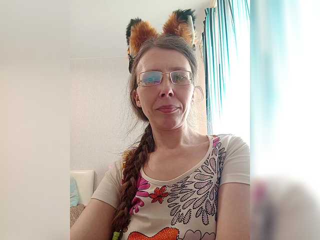 Preview of -queen-margo-