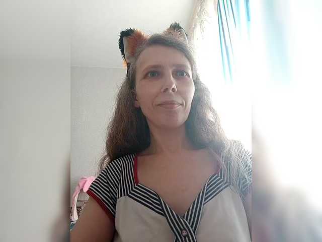 Preview of -queen-margo-