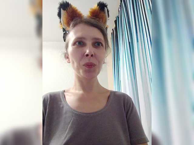 -queen-margo-'s BongaCams show and profile