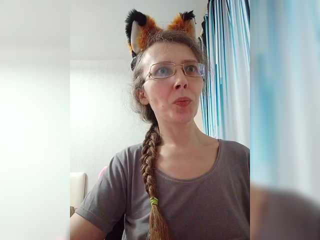 Preview of -queen-margo-