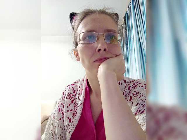  -queen-margo- chat room