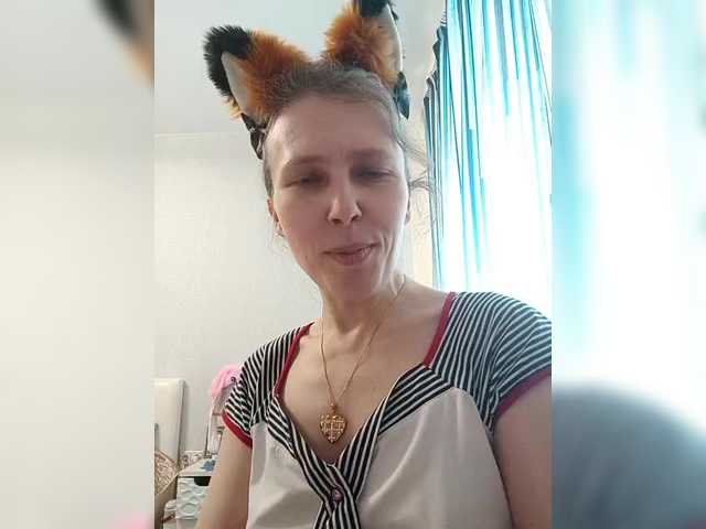 -queen-margo-'s BongaCams show and profile