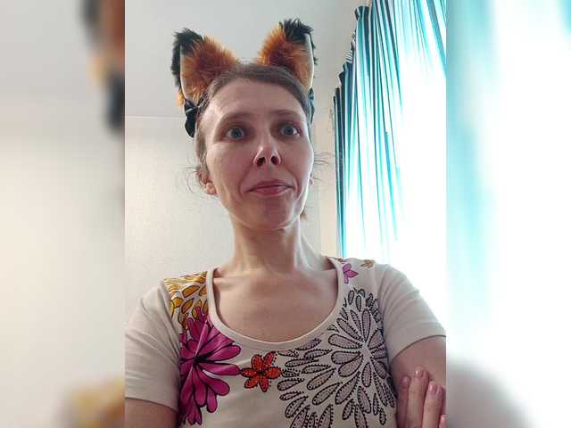 -queen-margo-'s BongaCams show and profile