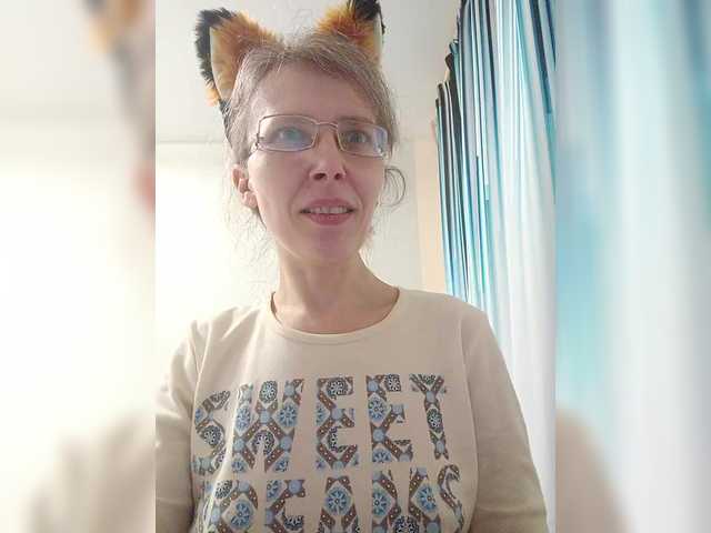 Preview of -queen-margo-