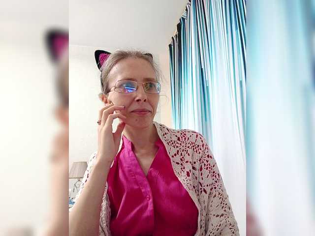  -queen-margo- chat room