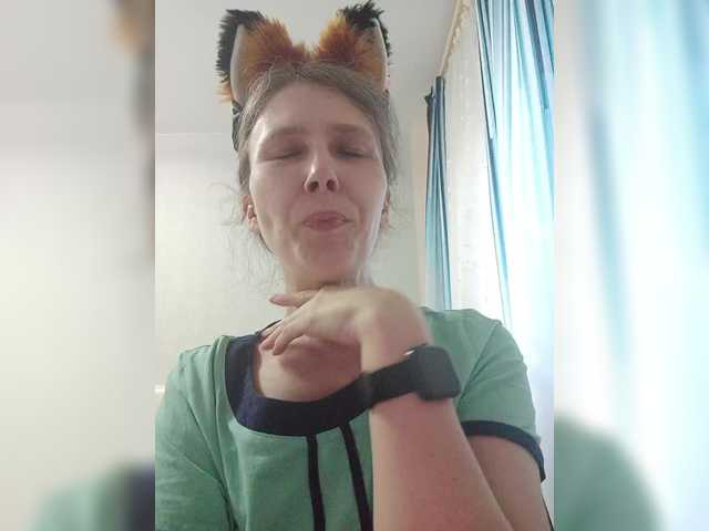 -queen-margo-'s BongaCams show and profile