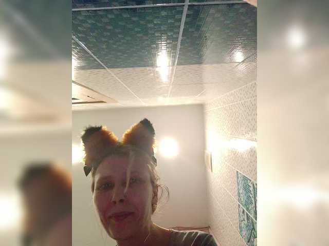 -queen-margo-'s BongaCams show and profile