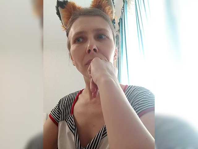 -queen-margo-'s BongaCams show and profile