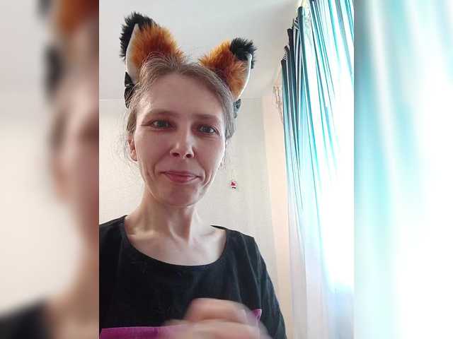 -queen-margo-'s BongaCams show and profile