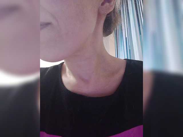 -queen-margo-'s BongaCams show and profile