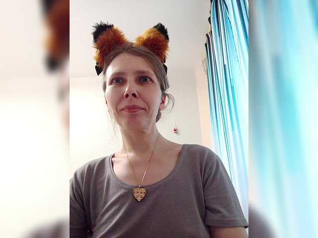 Preview of -queen-margo-