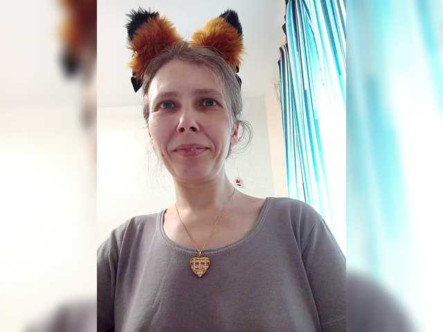 Preview of -queen-margo-