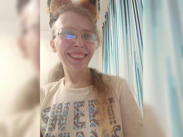 -queen-margo-'s BongaCams show and profile