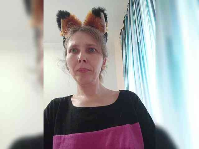 -Queen-Margo- webcam