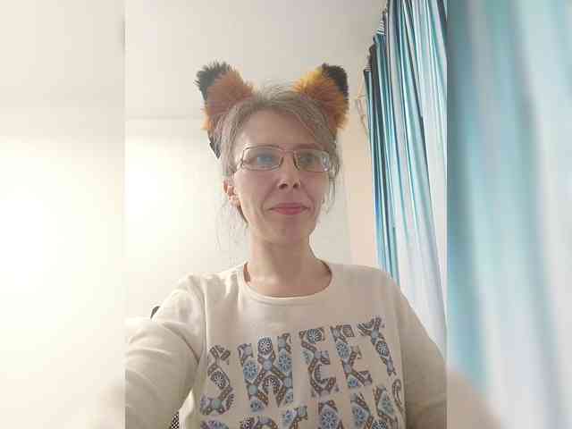 -Queen-Margo- webcam