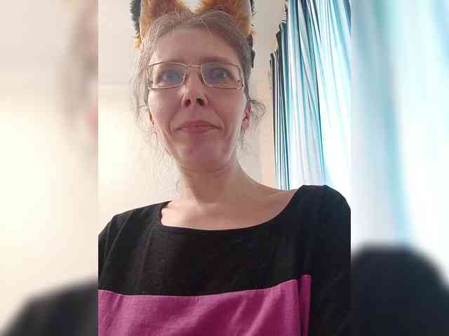 -queen-margo- Live Webcam on BongaCams