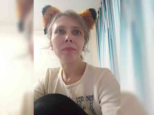 -Queen-Margo- webcam