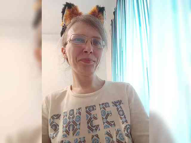 -Queen-Margo- webcam